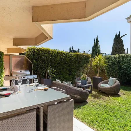 Apartment And Garden Juan-les-Pins